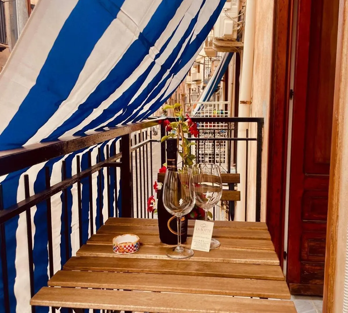 Casa Postierla Sea View Apartment Cefalu Italy